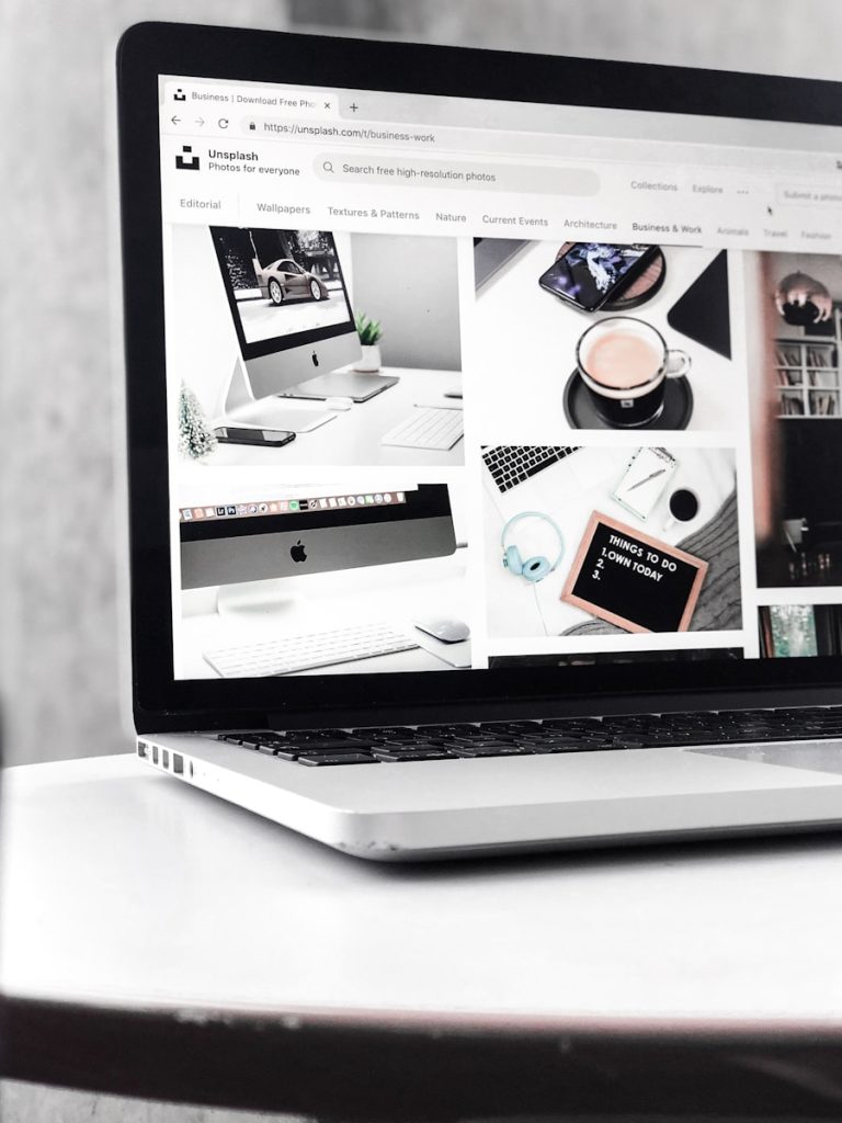 Photo "How to Create a Website That Reflects Your Brand Identity"