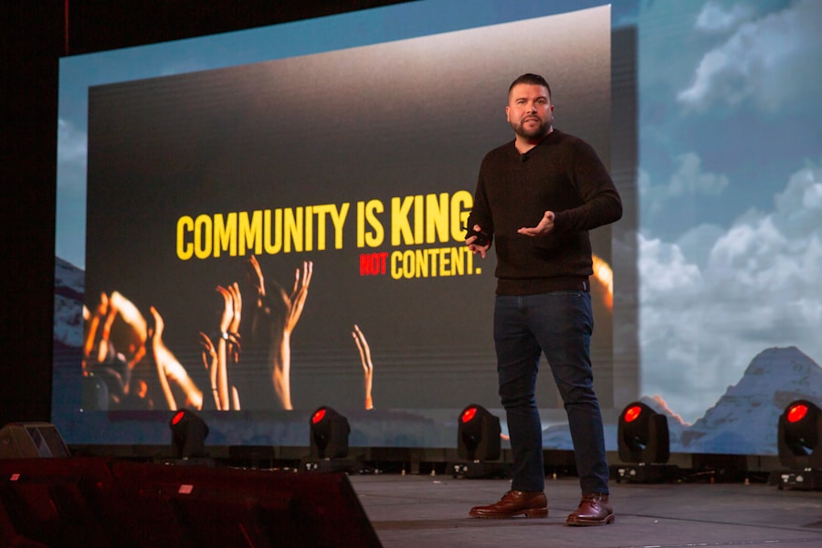 Photo "How to Build a Community on Social Media"