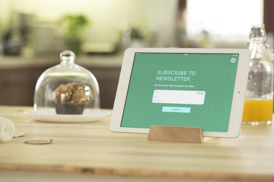 Photo "What is a Landing Page and How to Design One That Converts"